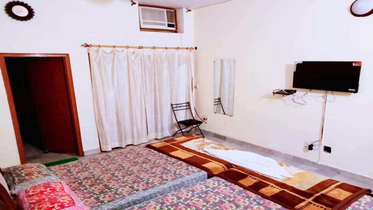 Anh Hotel ラクナウ エクステリア 写真