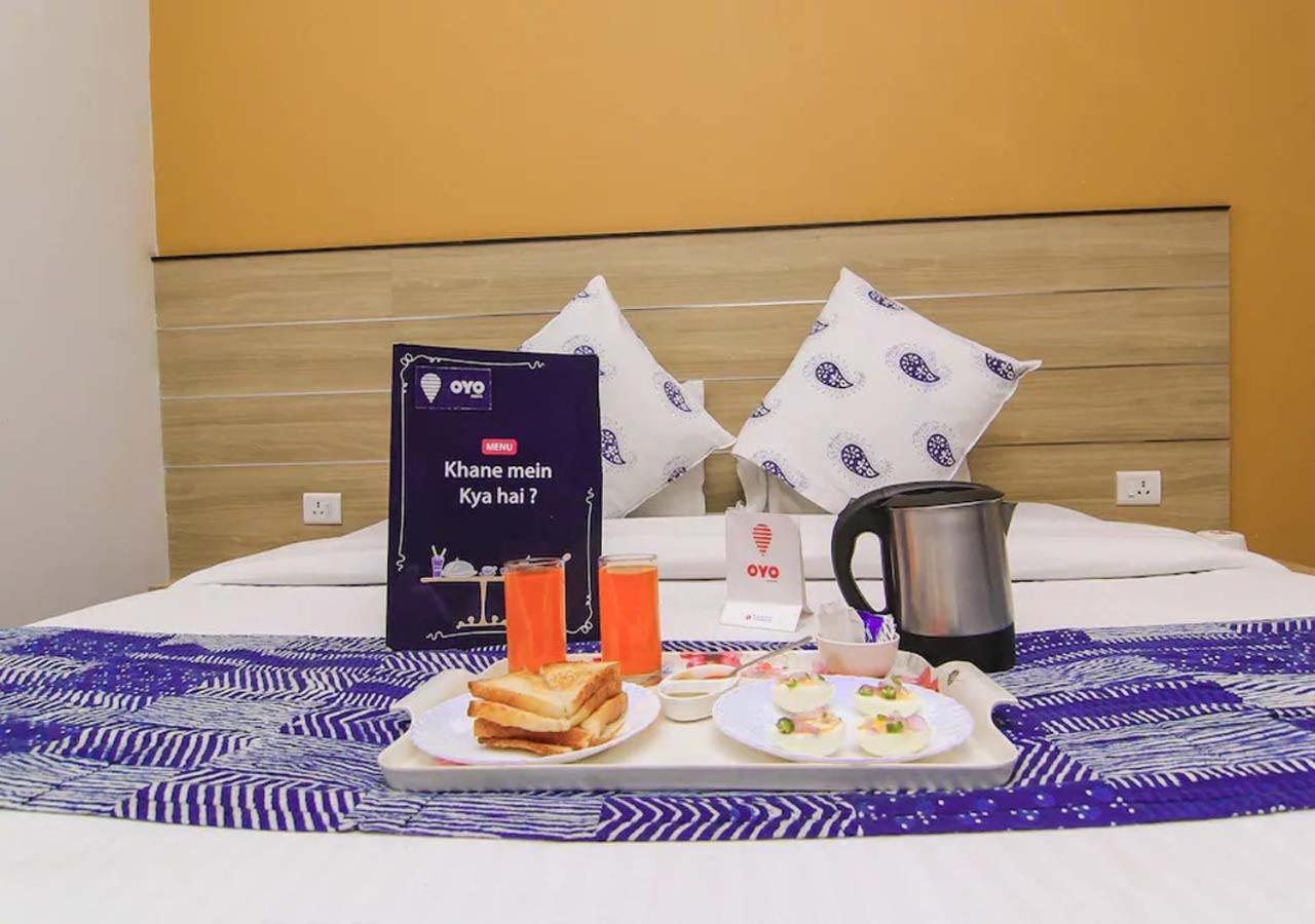 Anh Hotel ラクナウ エクステリア 写真